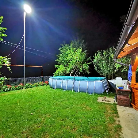 度假居 Vikendica Delic Lukavac (Tuzla)