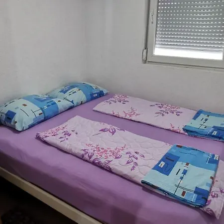 Vikendica Delic Сasa de vacaciones Lukavac (Tuzla)
