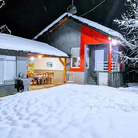 Vikendica Delic Сasa de vacaciones *